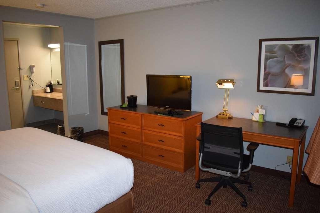 Americinn By Wyndham Glendale Milwaukee Whitefish Bay Удобства фото