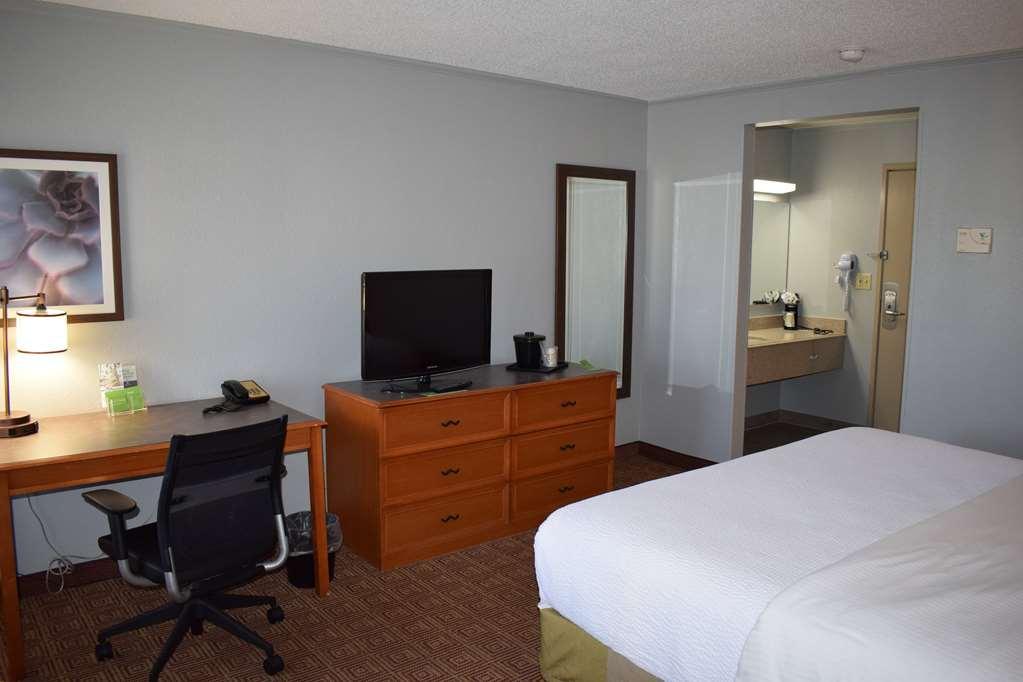 Americinn By Wyndham Glendale Milwaukee Whitefish Bay Удобства фото