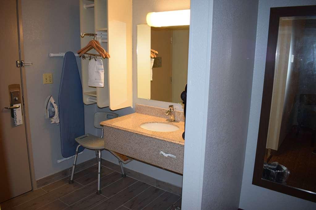 Americinn By Wyndham Glendale Milwaukee Whitefish Bay Номер фото