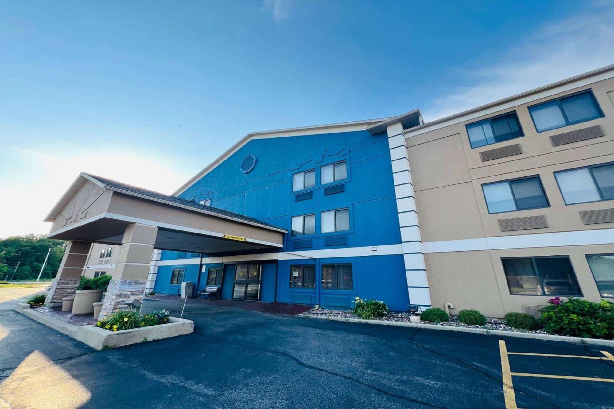 Americinn By Wyndham Glendale Milwaukee Whitefish Bay Экстерьер фото