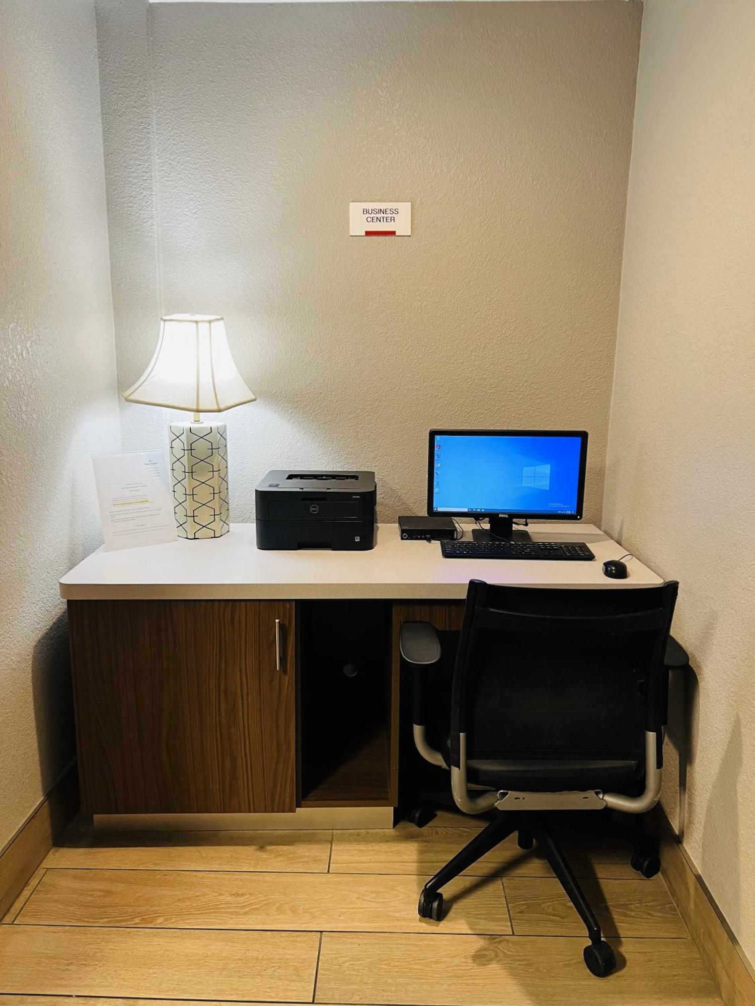 Americinn By Wyndham Glendale Milwaukee Whitefish Bay Экстерьер фото