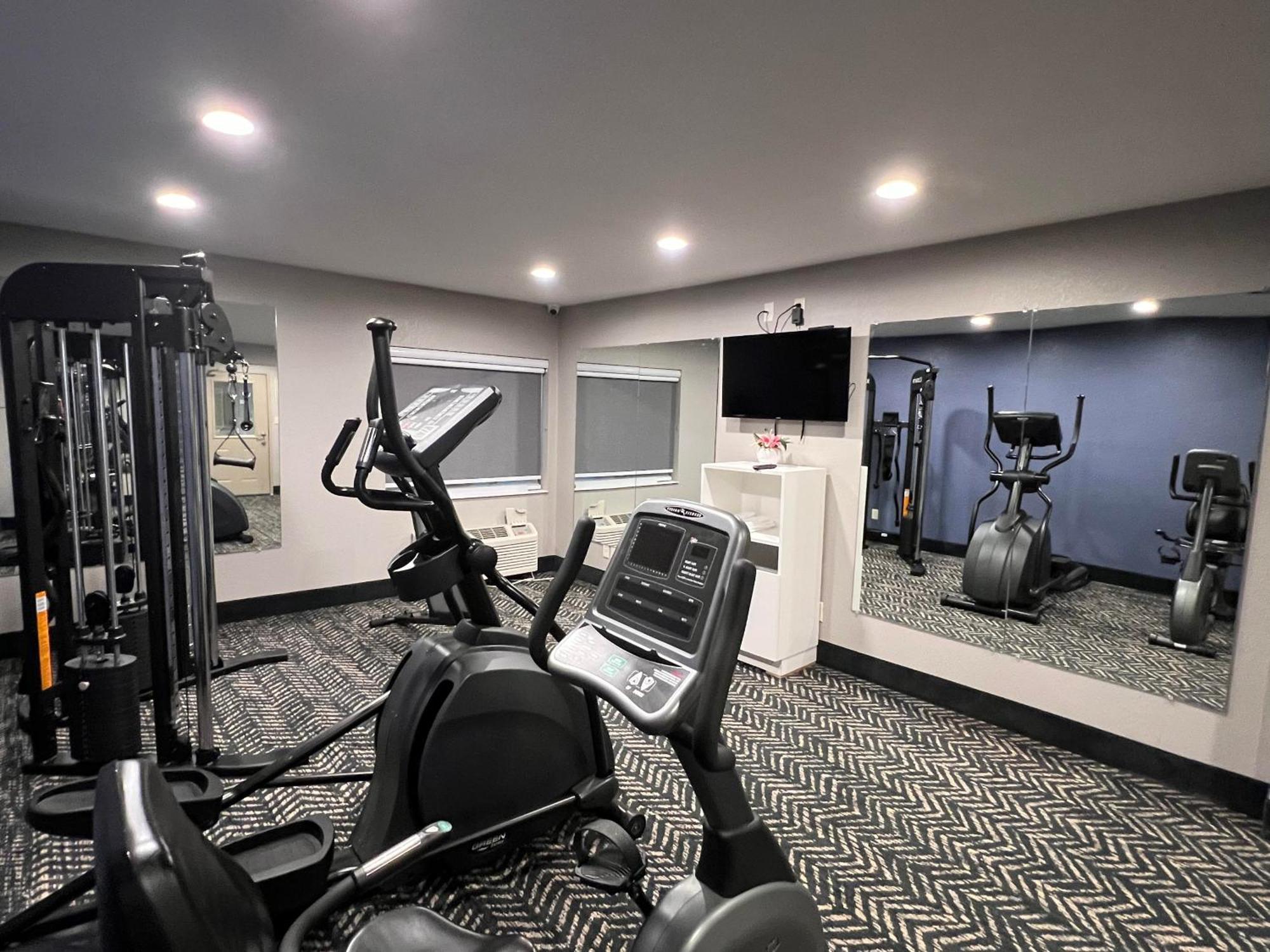 Americinn By Wyndham Glendale Milwaukee Whitefish Bay Экстерьер фото